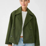 Stella – Blazer de Damă Elegant Cropped cu Rever Ascuțit