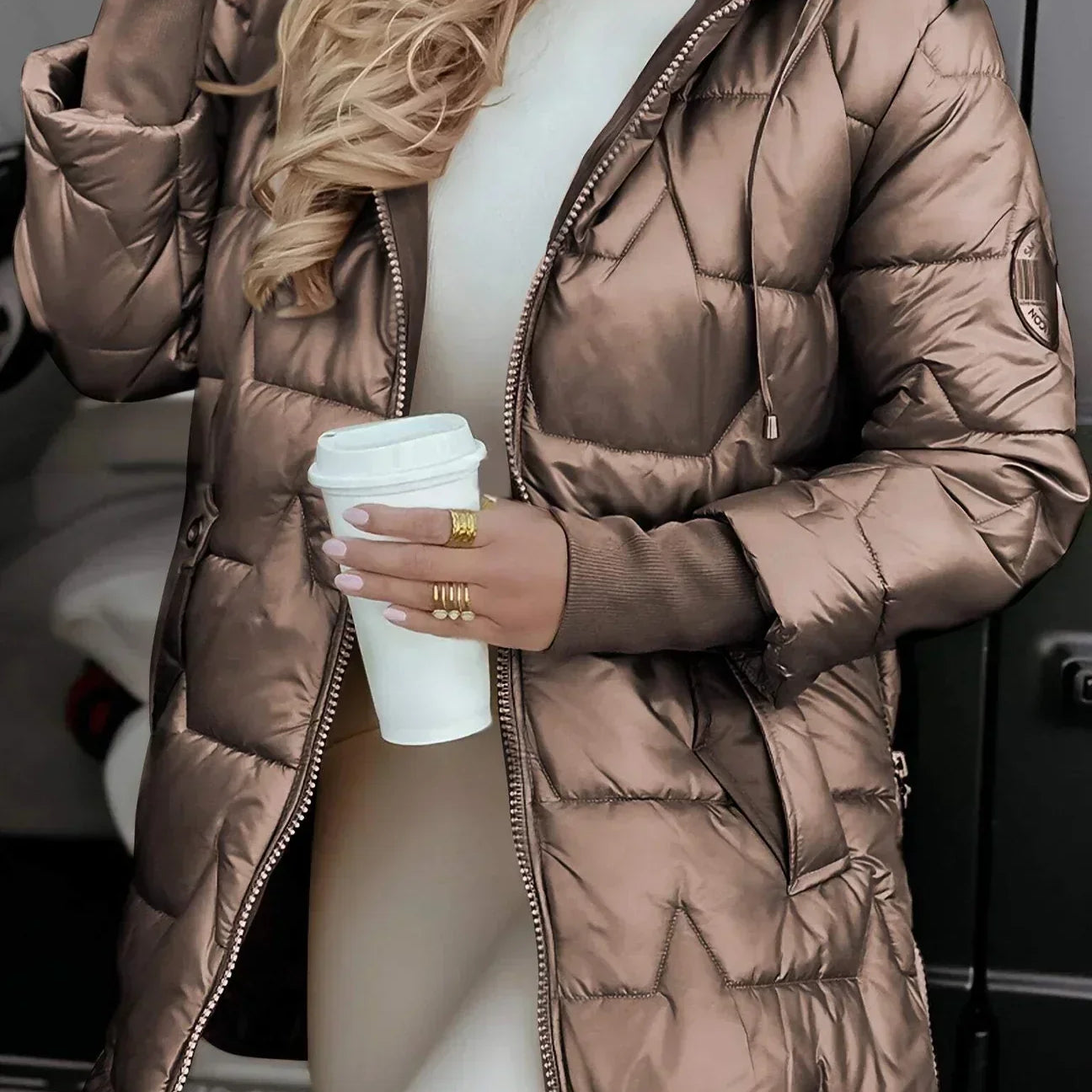 Nolwen - Palton Elegant de Iarnă cu Glugă și Umplutură