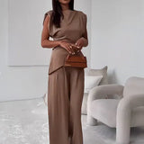 Arianna | Set confortabil din două piese, maro deschis